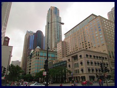 Magnificent Mile 054  - Peninsula Hotel, 5 star hotel built in 2001